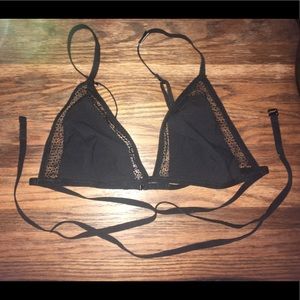 NWT VS S Strappy Unlined Black Bra